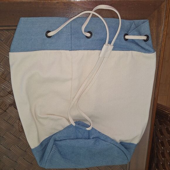 Drawstring Backpack NWOT Canvas Beach Bag Blue Cream GREAT BUNDLE ITEM Travel - Picture 12 of 13